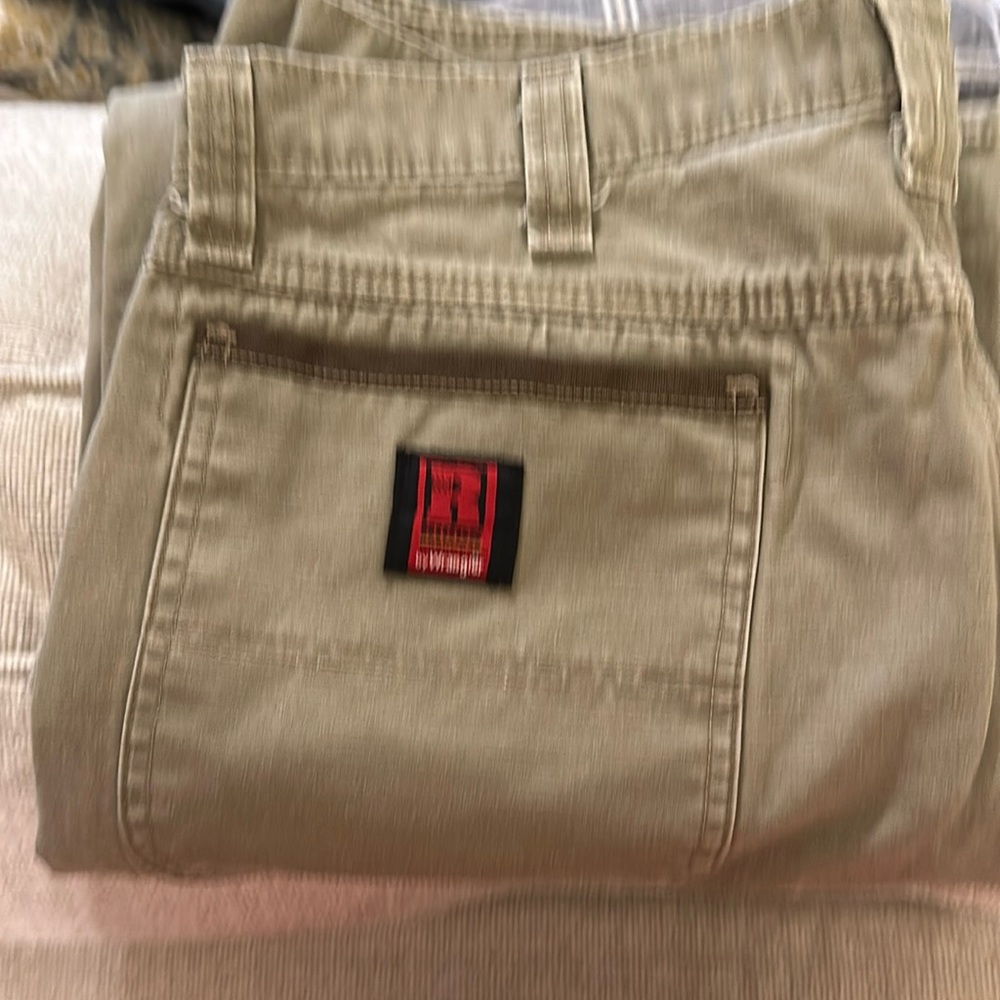 Wrangler RipStop Fabric for work outside.. Heavy duty fabric